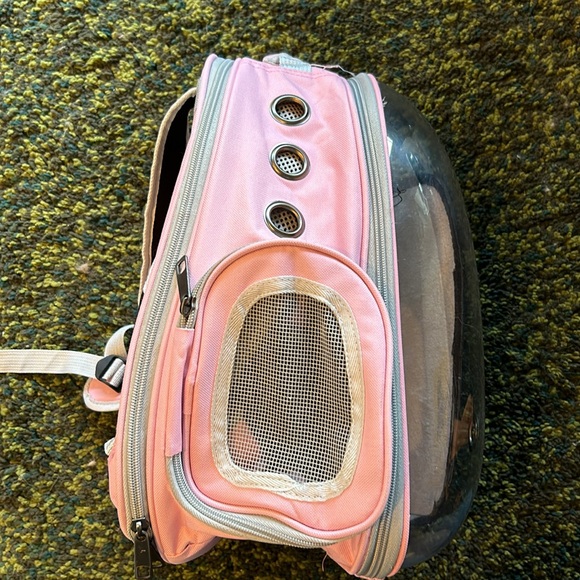 Amazon Pink Cat Carrier / Play Pen Backpack - Picture 3 of 7